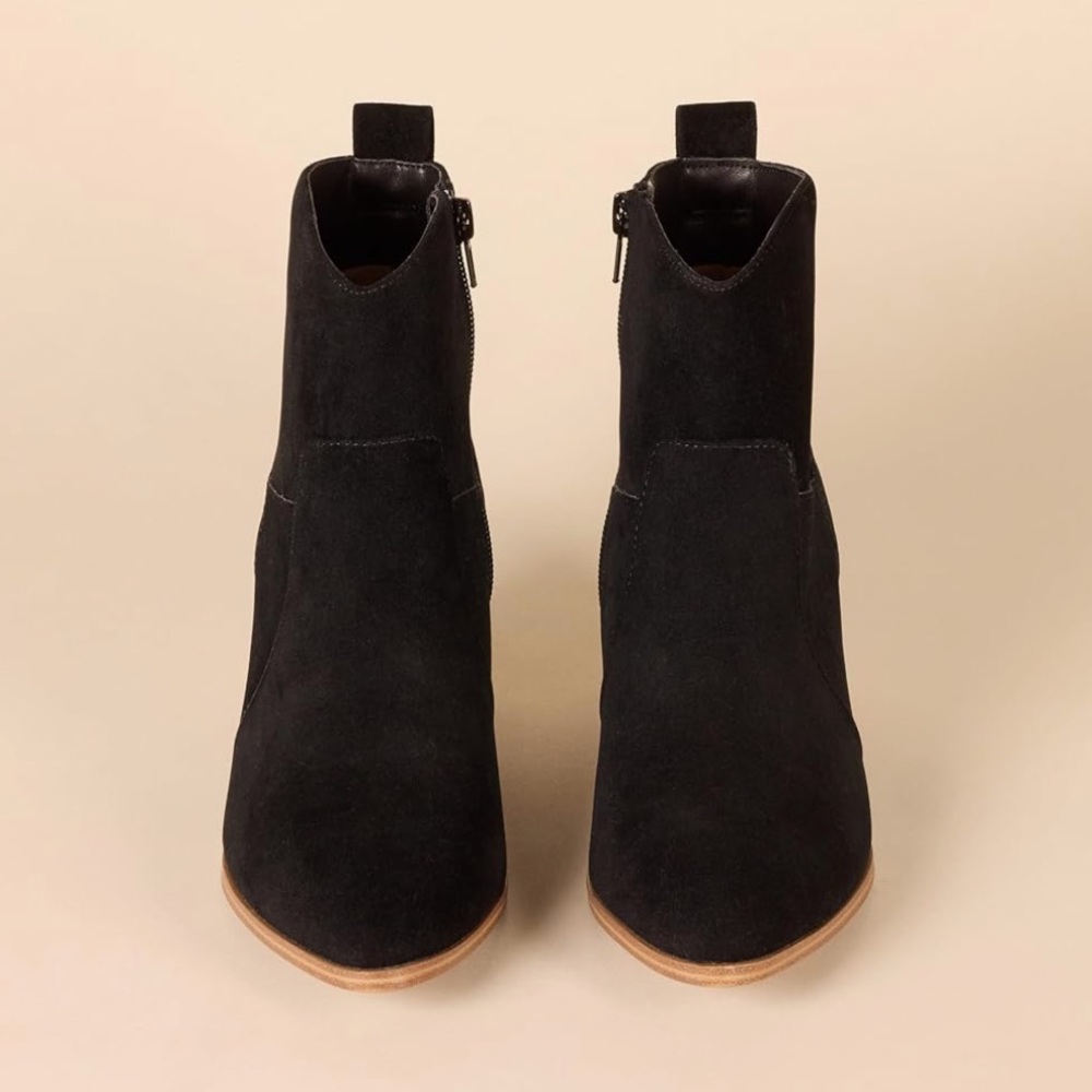 Amazon Essentials Women's Western Ankle Boots with Stacked Heel Size 7 - Picture 2 of 5